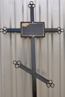 Крест металлический, рис. 10